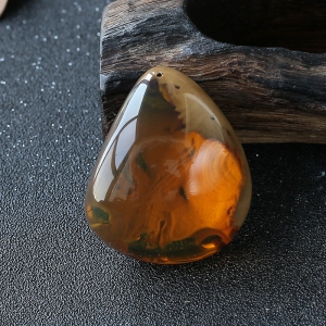溶洞蜜吊坠