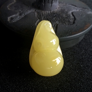 蜜蜡葫芦吊坠