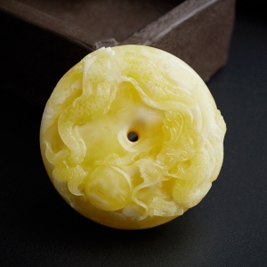 白花蜜雕龙平安扣