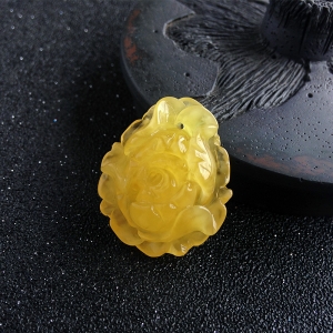 花开富贵鸡油黄蜜蜡吊坠