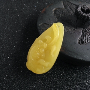 蜜蜡鱼吊坠