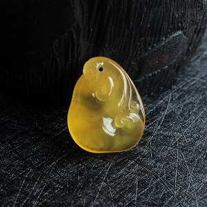 金包蜜蜜蜡如意吊坠