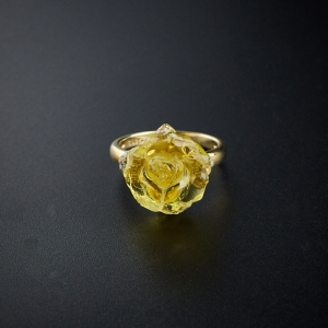 银镶金珀玫瑰花戒指