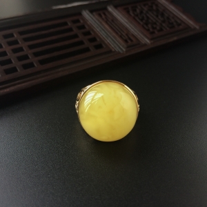 银镀金满黄蜜蜡戒指