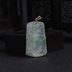 高冰种飘翠翡翠节节高升吊坠