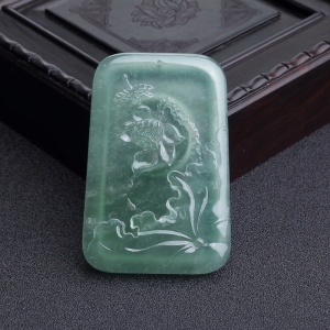 糯冰种晴水翡翠一品清廉吊坠