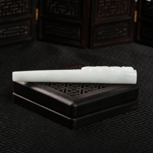 糯种白色翡翠烟嘴