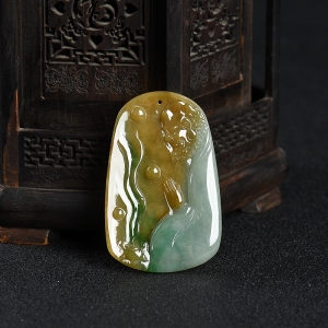 糯种俏色翡翠达摩吊坠
