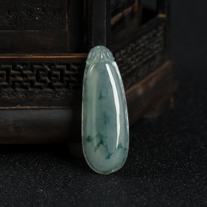 糯种飘花翡翠福瓜吊坠