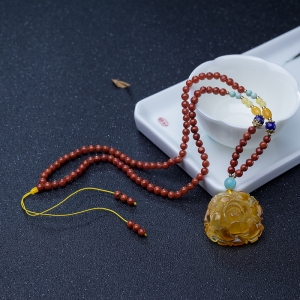 俏色金绞蜜牡丹花项链