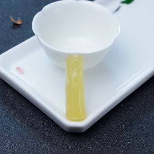 柠檬黄蜜蜡竹节吊坠