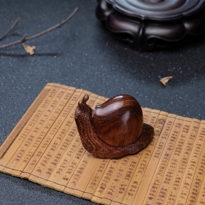 海南黄花梨蜗牛摆件