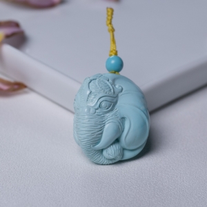 高瓷浅蓝绿松石象神吊坠