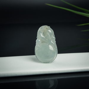糯冰种翡翠福寿吊坠