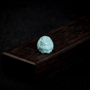 高瓷蓝绿松石龙龟吊坠