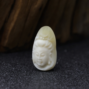 白蜜观音吊坠