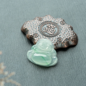 糯冰种飘翠翡翠弥勒佛吊坠