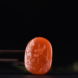 樱桃红南红喜事临门吊坠