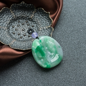 糯冰种飘翠翡翠年年有余吊坠