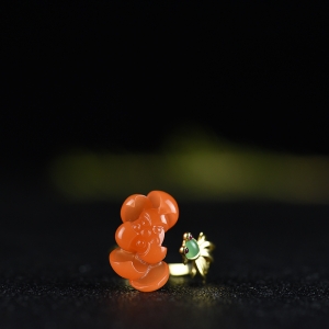 樱桃红南红年年有余戒指