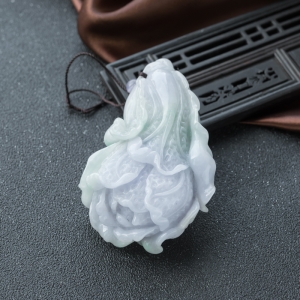 糯种春带彩翡翠百财手把件