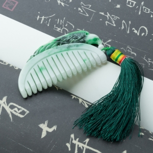 糯种飘翠翡翠梳子