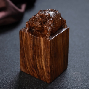 海南黄花梨龙龟印章