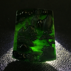 糯冰种墨翠青山远黛吊坠