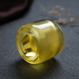 鸡油黄金绞蜜蜡扳指套装