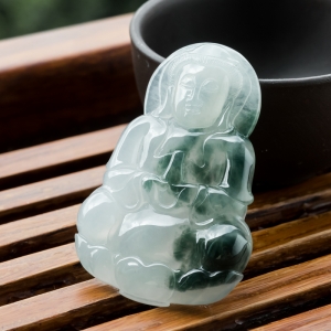 糯冰种飘花翡翠观音吊坠
