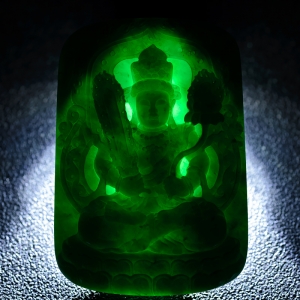 糯冰种墨翠虚空藏菩萨吊坠