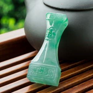 糯冰种飘翠翡翠印章