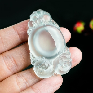 玻璃种飘花翡翠双龙护主吊坠