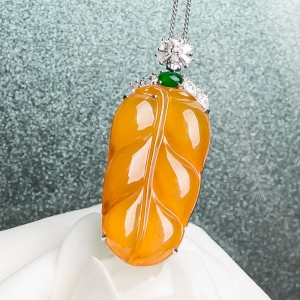 18K冰种黄翡翡翠金枝玉叶吊坠