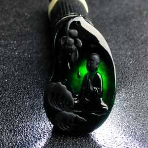 糯冰种墨翠悟道吊坠