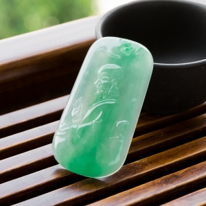糯冰种飘翠翡翠达摩吊坠