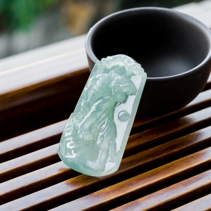 糯冰种浅绿翡翠虎虎生威吊坠