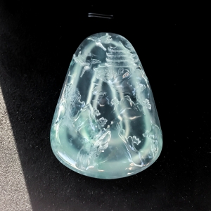 高冰种翡翠登高望远吊坠