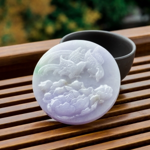糯冰种春带彩翡翠鸟语花香吊坠