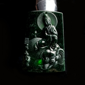 糯冰种墨翠普贤菩萨吊坠