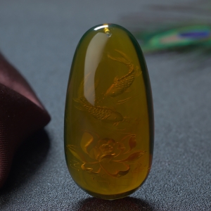 墨西哥蓝珀年年有余吊坠