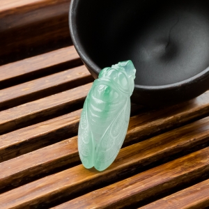 糯冰种飘翠翡翠一鸣惊人吊坠