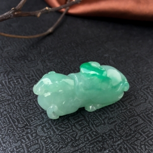 糯冰种飘翠翡翠唐马吊坠
