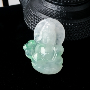 糯冰种飘翠翡翠吊坠