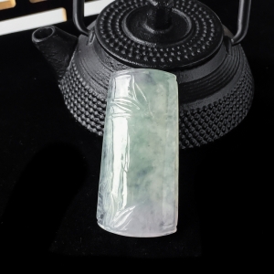糯冰种浅绿翡翠节节高升吊坠