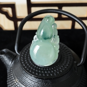 糯冰种飘花翡翠福禄吊坠