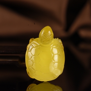 白花蜜鸡油黄富甲天下摆件