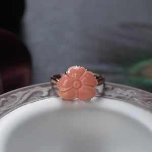 18KMISU珊瑚花戒指