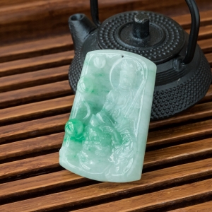 糯冰种飘翠翡翠文殊菩萨吊坠