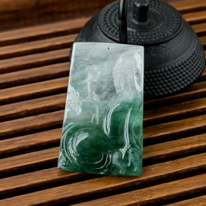 糯冰种飘翠翡翠拈花仕女吊坠